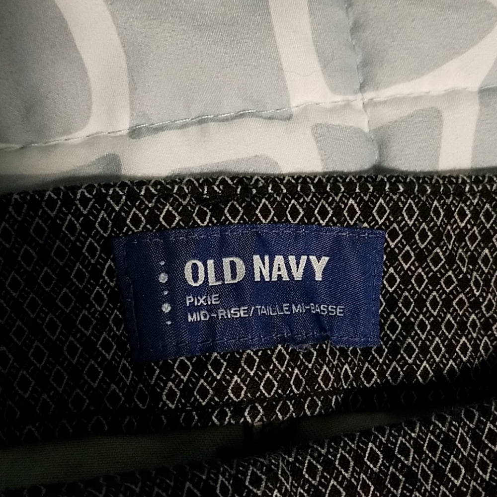 Old Navy pixie pants